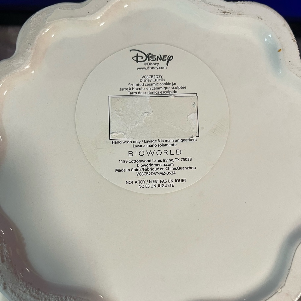 Disney Cruella Ceramic Cookie Jar - Picture 8 of 9